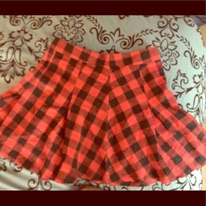 Red & black plaid skirt